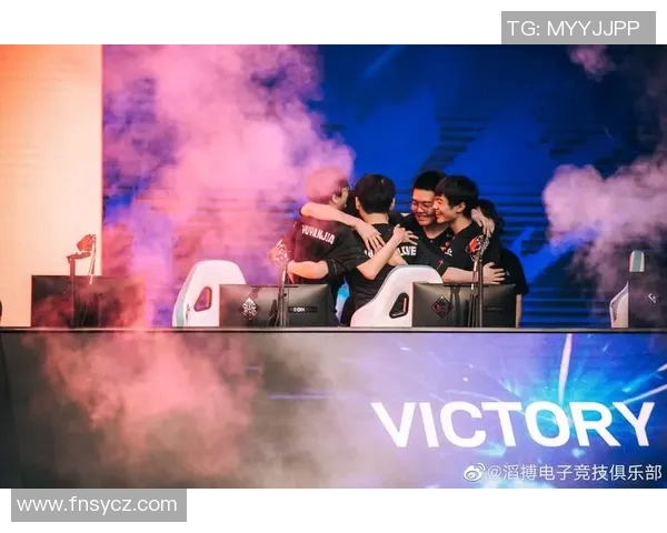 赛后深度分析：TES与FPX在比赛中的团队配合与战术执行探讨